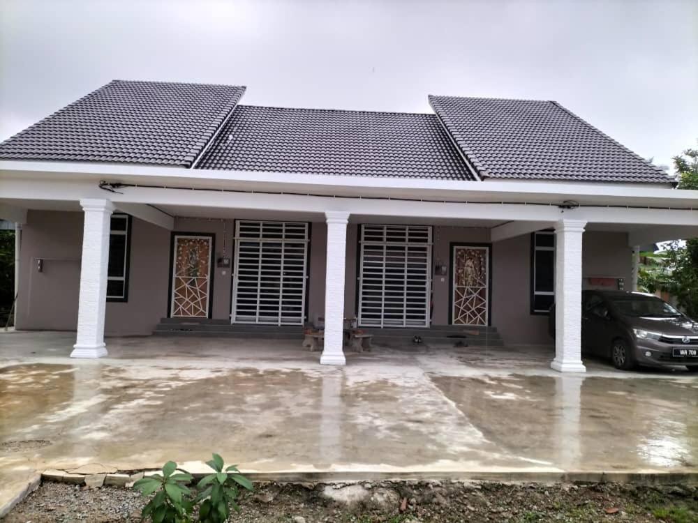 Wipah Guest House In Kampung Lundang, Кота-Бару Екстер'єр фото